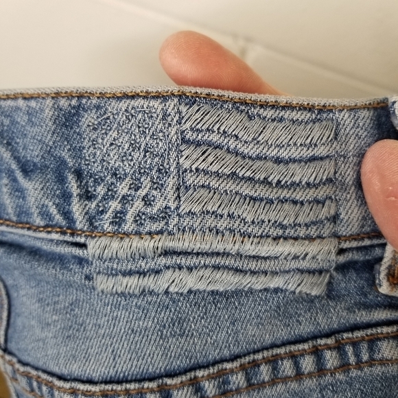 Revice distressed high rise jeans - Picture 5 of 11